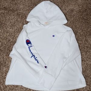 Slightly Cropped Champion Sweatshirt